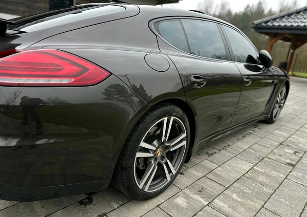 Porsche Panamera cena 149900 przebieg: 148000, rok produkcji 2014 z Myszków małe 154